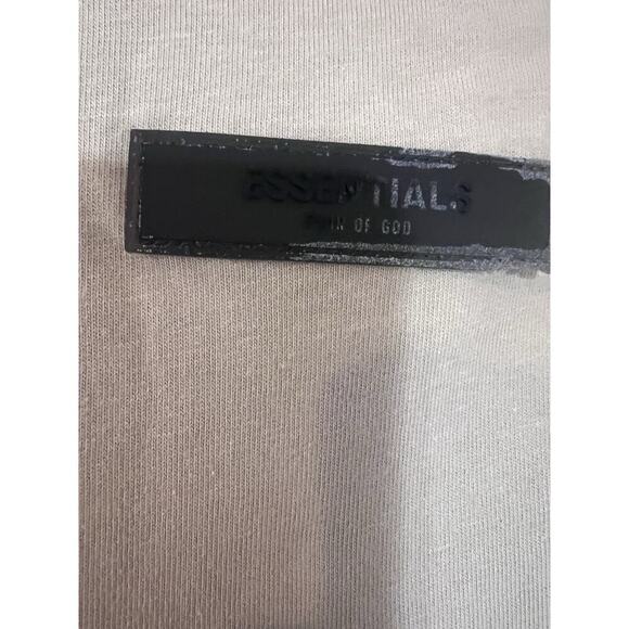 Fear Of God ESSENTIALS XL Earth Tone Shirt Sleeve Designer Streetwear T Shirt - Picture 10 of 10